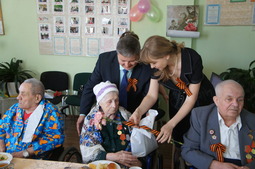 Сотрудники Сахалинского филиала провели благотворительную акцию «Газовики-ветеранам»