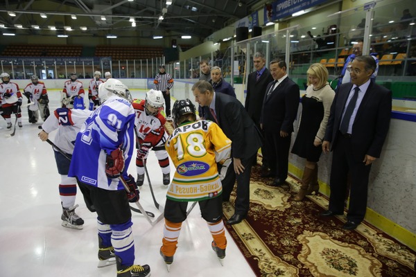 «Газпром трансгаз Томск» провел турнир среди сильнейших юных хоккеистов Сибири