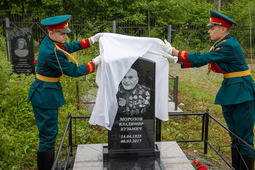 Благодаря инициативе и финансовой помощи Сахалинского ЛПУМТ в Южно-Сахалинске устанавливают новые мемориалы на захоронениях ветеранов ВОВ