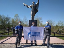 Сотрудники Новосибирского ЛПУМГ отремонтировали мемориальный комплекс в Верх-Коенском сельсовете Искитимского района