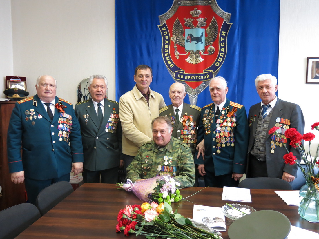 Работники Иркутского ЛПУМГ на собранные средства поздравили ветеранов