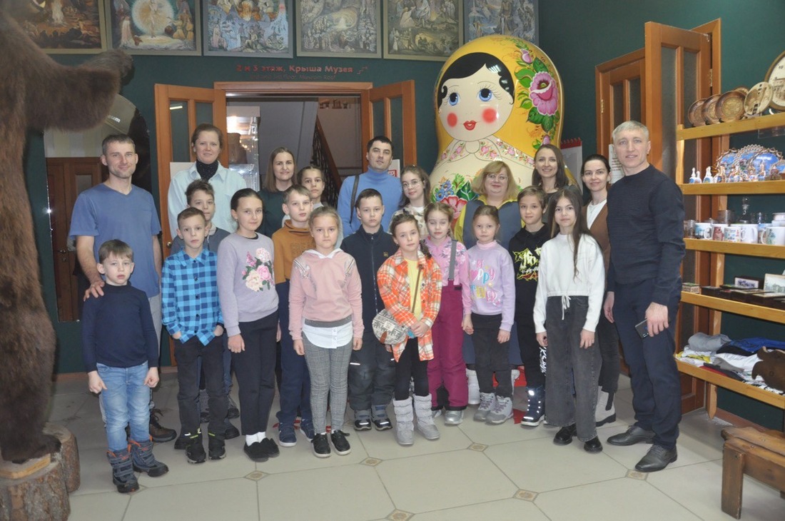 Сотрудники УМТС и К с детьми посетили квест в музее славянской мифологии