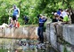 Экологическая акция по расчистке озера в Хабаровске