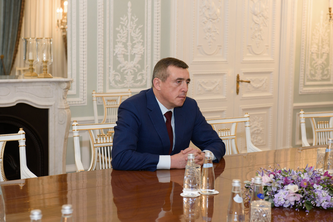 В Санкт-Петербурге состоялась рабочая встреча Алексея Миллера и Губернатора Сахалинской области Валерия Лимаренко