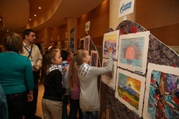 Открытие выставки детского рисунка