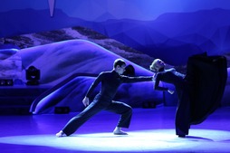 Шоу-балет «Аура» с номером «Оборванная нить»