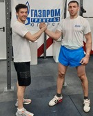 Спортсмены ООО «Газпром трансгаз Югорск» после выполнения одного из упражнений
