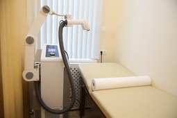 Здравпункт оснащен современным оборудованием для физиотерапевтического лечения