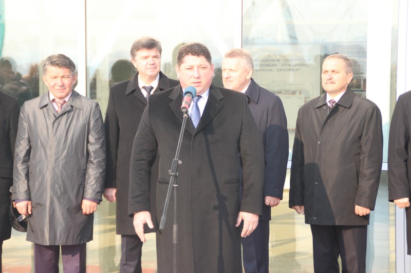 В Хабаровске открыт новый ледовый дворец