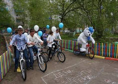 Работники Амурского ЛПУМГ подарили велосипеды ребятам из подшефного детского дома в Комсомольске-на-Амуре