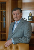 Александр Козлов переизбран членом Правления «Газпрома»