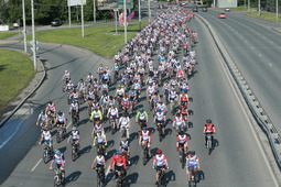 Велосипедисты преодолели городской маршрут длиной 45 километров