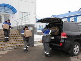 Юргинские газовики собрали для участников спецоперации гуманитарную помощь