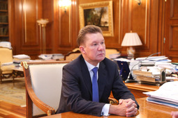Алексей Миллер во время рабочей встречи с Главой, Председателем Правительства Республики Алтай Александром Бердниковым