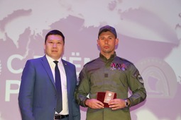 За проявленное мужество при исполнении воинского долга в ходе специальной военной операции сотрудник Ленского ЛПУМГ удостоен государственной награды