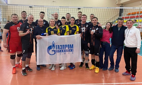 Смешанная волейбольная сборная Кемеровского ЛПУМГ выиграла благотворительный турнир
