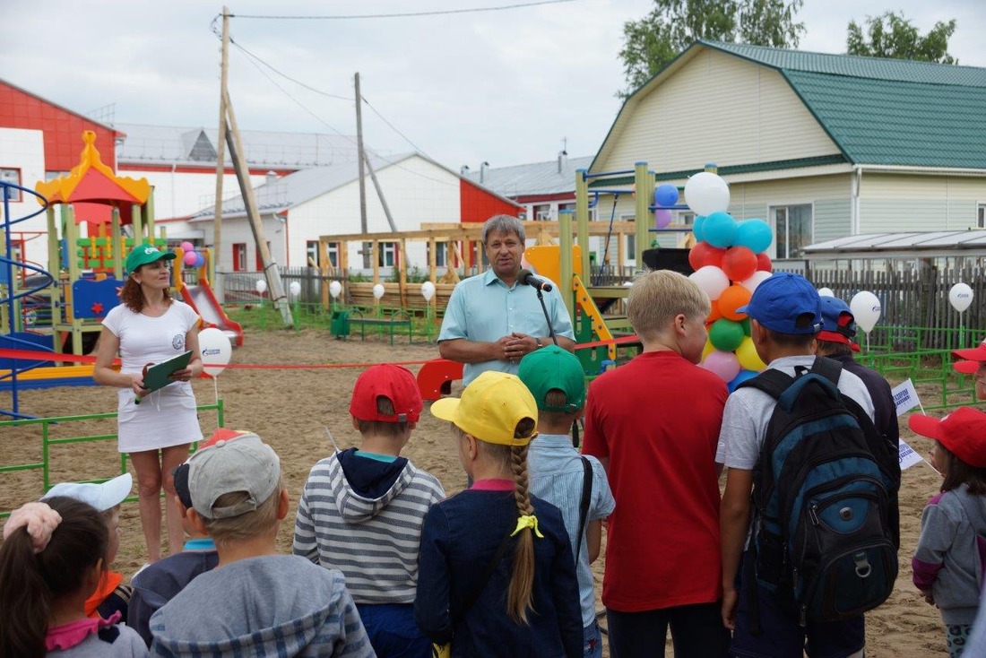 Погода в каргаске. Детские площадки в Каргаске. Детский сад 34 Каргасок. Новая детская площадка в Каргаске. СОКИК.