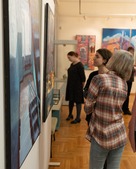 Молодые томские художники с интересом изучают творения коллег
