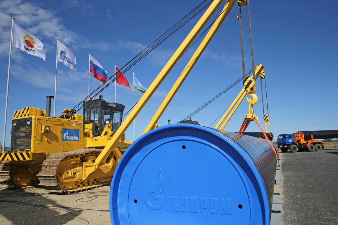Сварка первого стыка газопровода «Сила Сибири», 1 сентября 2014 года