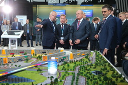 Посещение стенда Председателем Правления ПАО «Газпром» Виталием Маркеловым