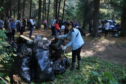 В ходе проведённого субботника было собрано более 430 кг. мусора.