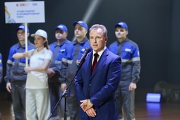 Генеральный директор ООО «Газпром трансгаз Томск» Владислав Бородин обращается к участникам