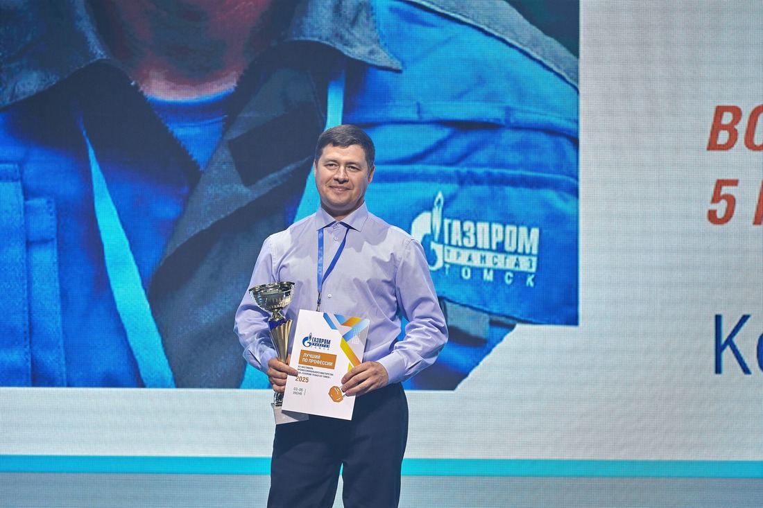 Победитель конкурса «Лучший водитель» Мунир Павличенко
